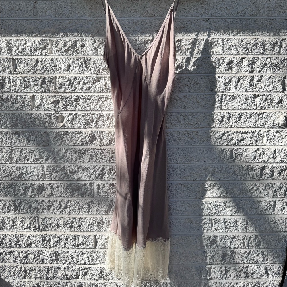 Wilfred by Aritzia Mauve Slip Dress with Ivory Lace Trim